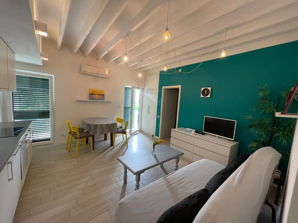 Apartments Grubisin ตรีบูนย์ ภายนอก รูปภาพ