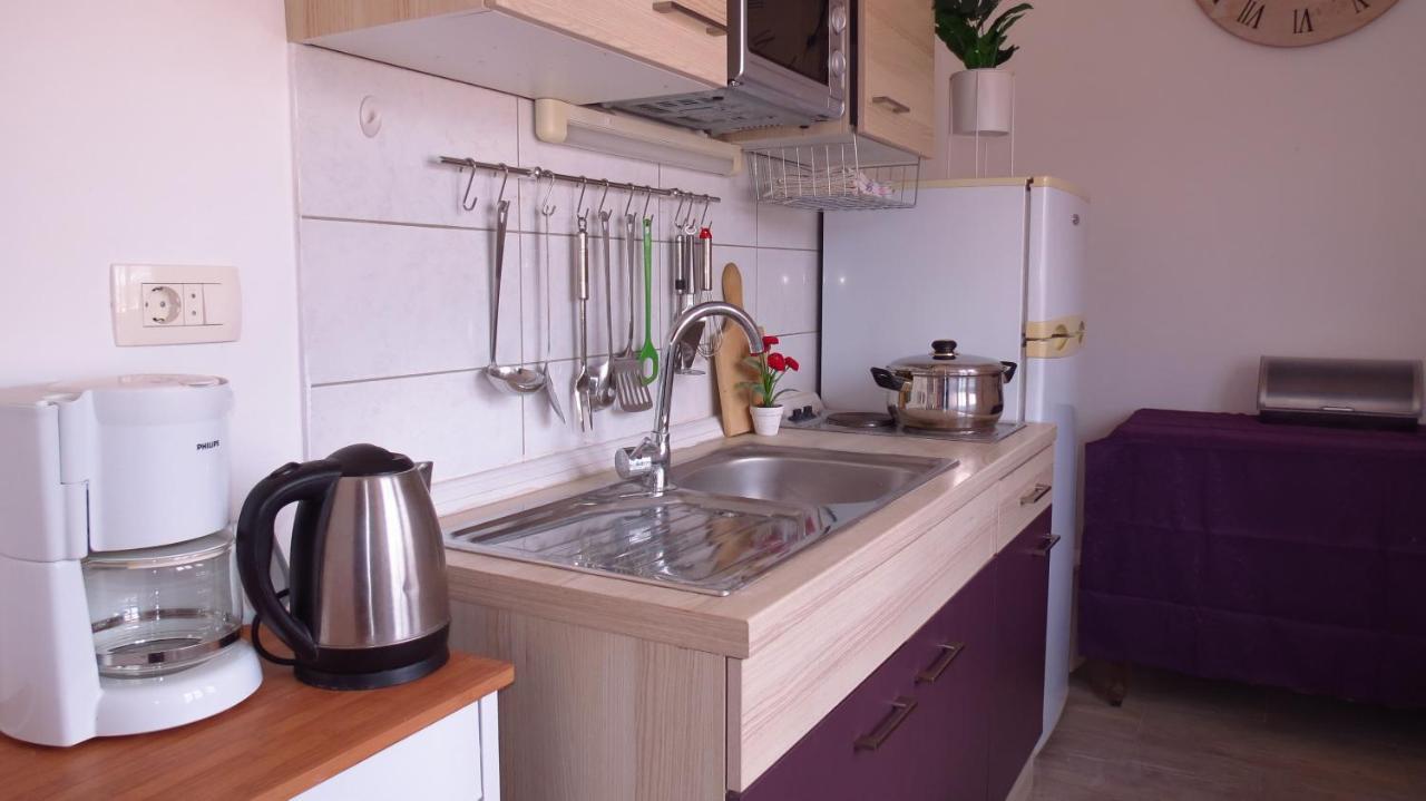 Apartments Grubisin ตรีบูนย์ ภายนอก รูปภาพ